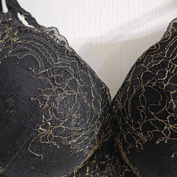 Torrid Black And Gold Bra Size 42B. 2046 - Picture 2 of 5